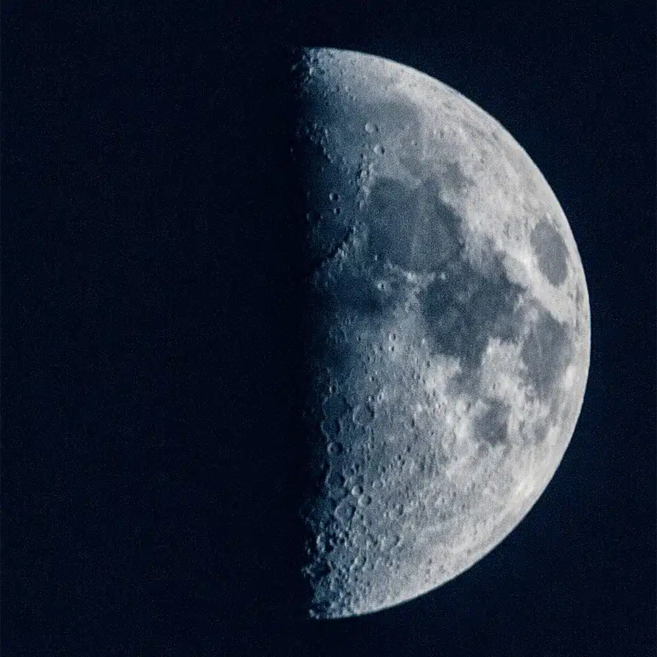 Abnehmender Mond im Januar