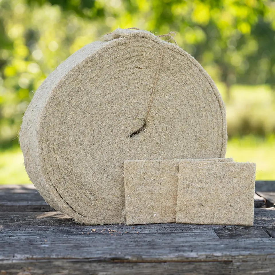 Naturfaservlies für die Anzucht von Gemüse