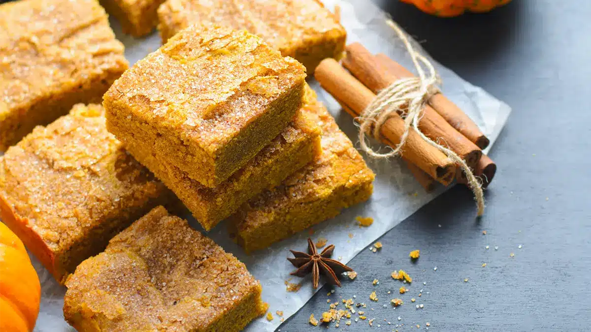 Saftiger Süßkartoffelkuchen mit Zimt und Sternanis – gesundes Herbstrezept voller natürlicher Süße